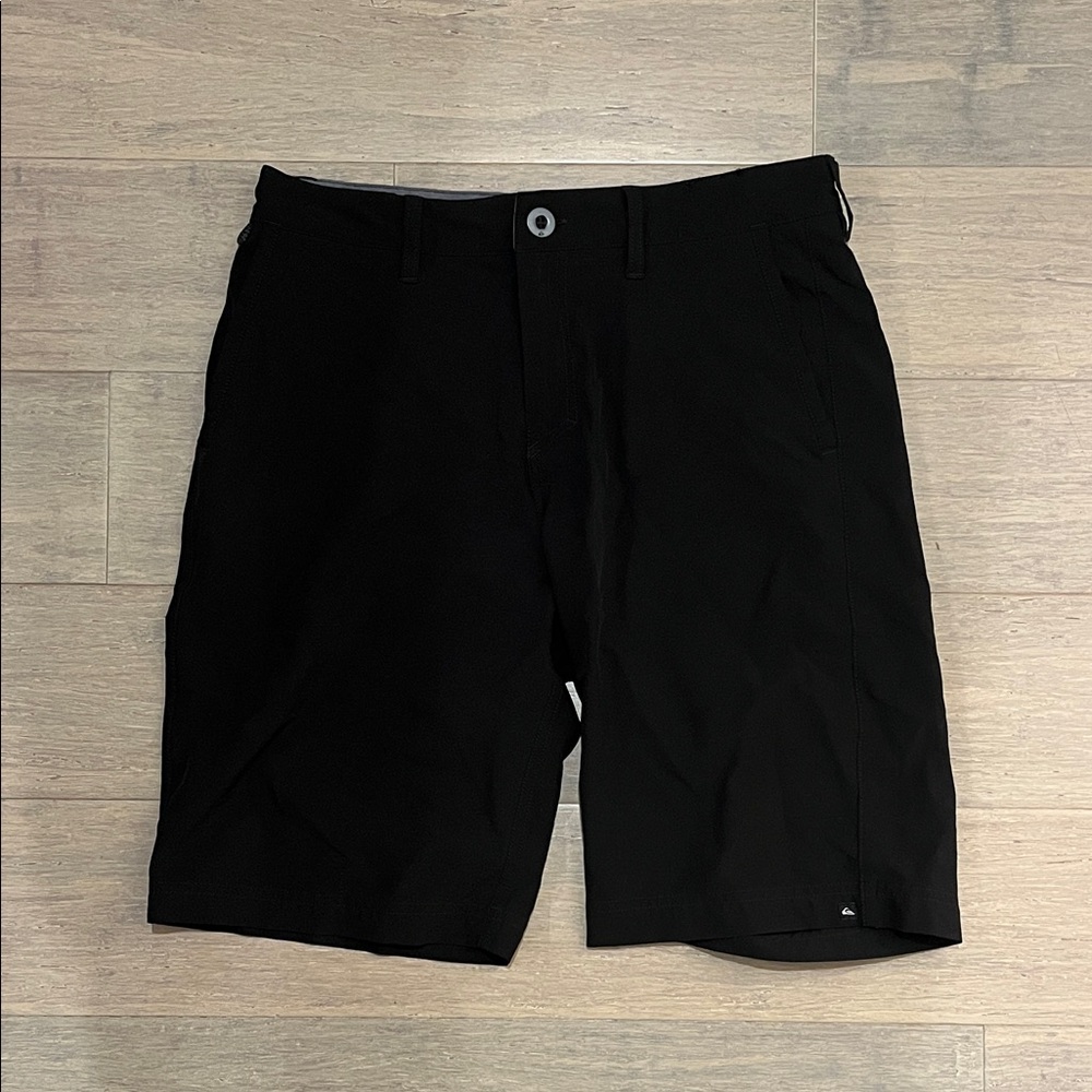 Quiksilver Men's Black Flat Front Shorts